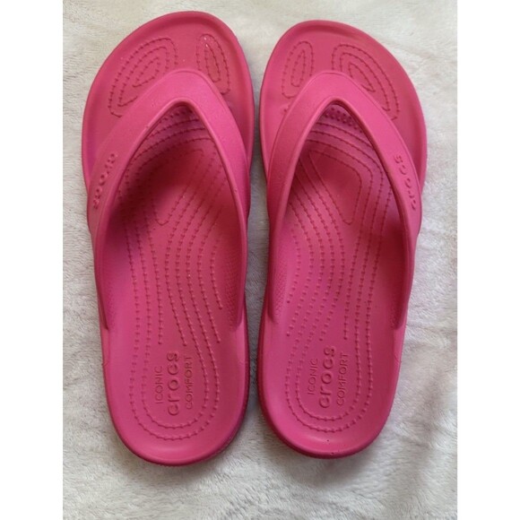 Crocs Iconic Comfort Hot Pink Thong Flip Flops Women’s Sz 8 - Picture 1 of 3